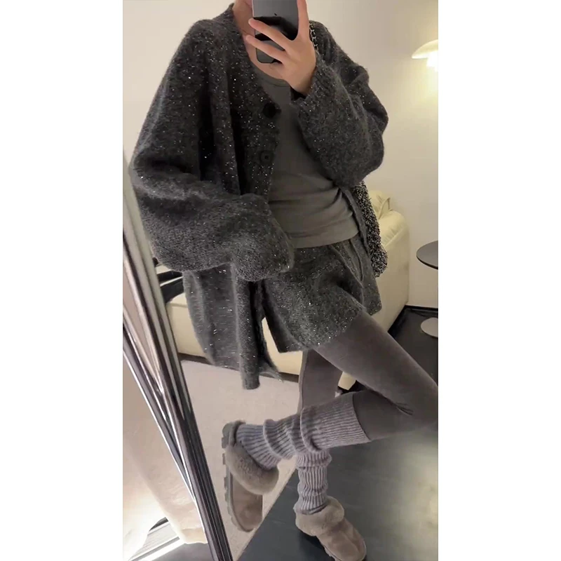 MARIE.COCO韩系休闲风灰色宽松毛衣外套内搭背心高腰短裤秋季套装