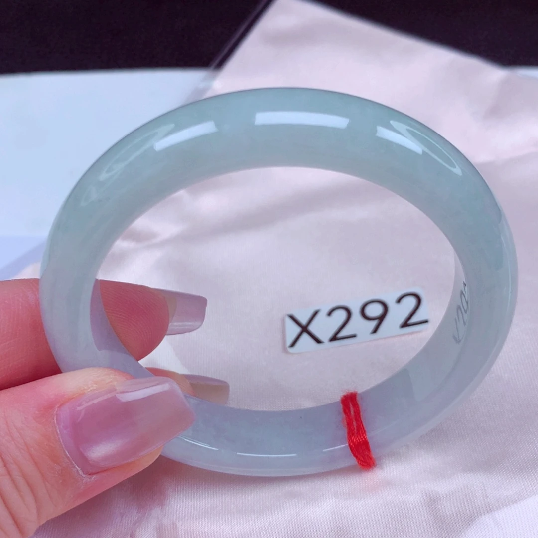 翡翠未镶嵌手镯手镯