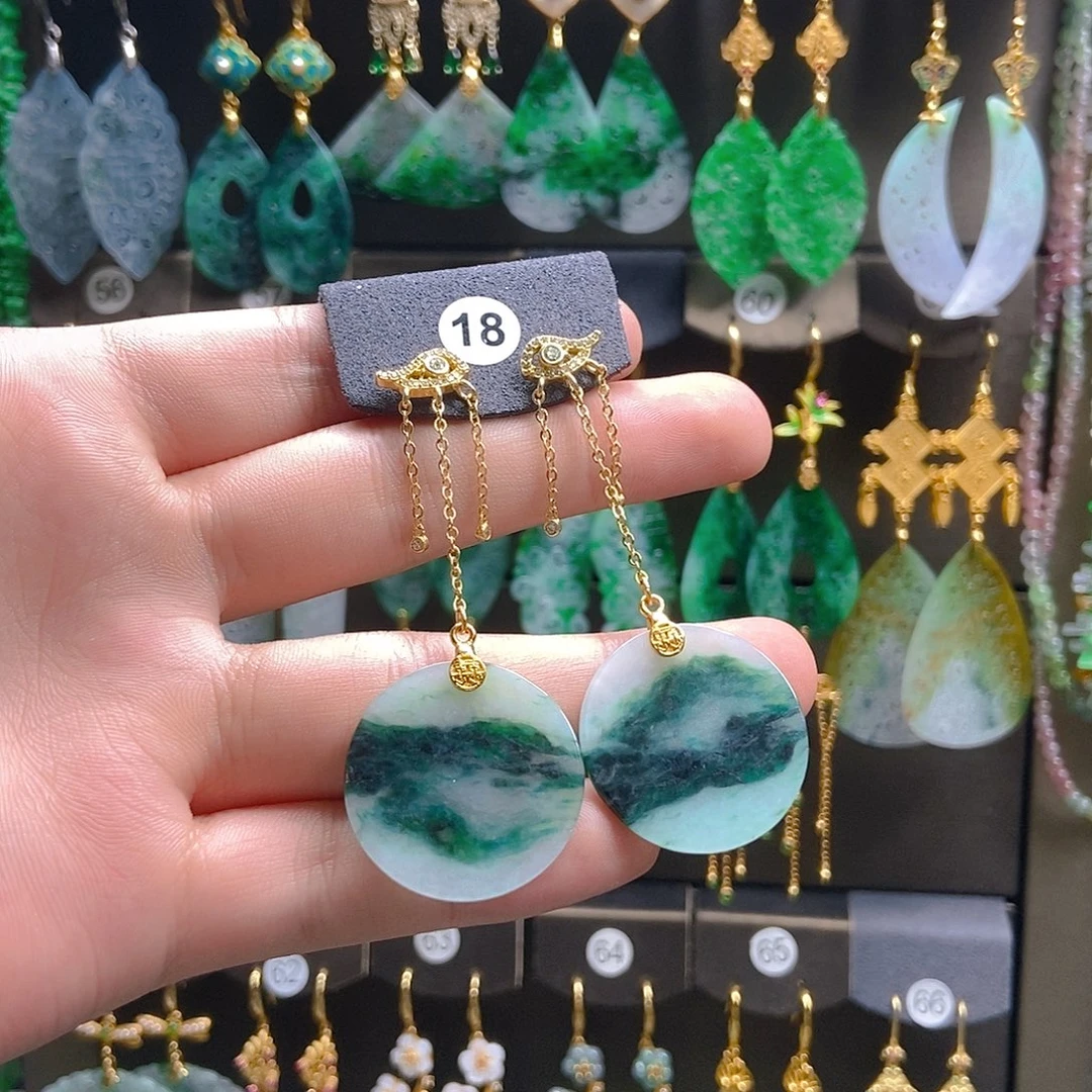 翡翠未镶嵌耳饰翡翠