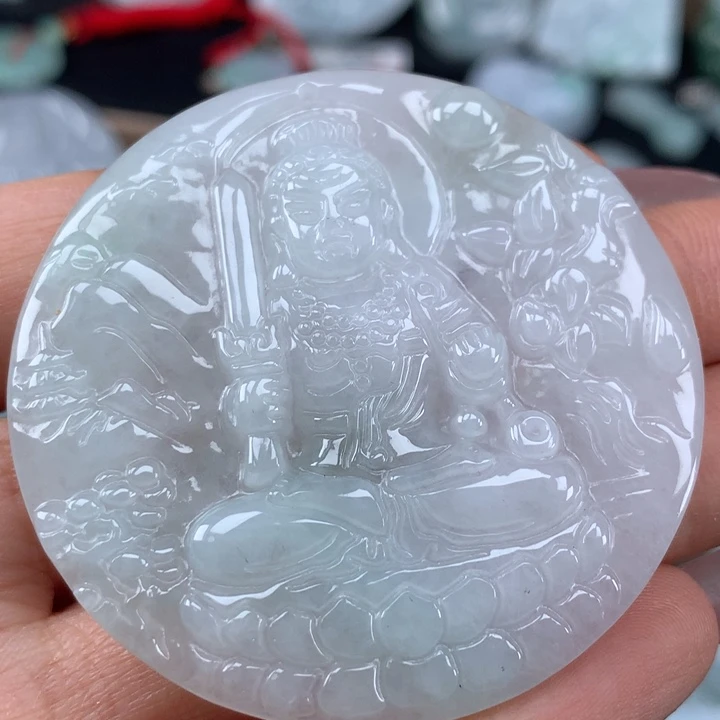 颈饰未镶嵌翡翠不动明王