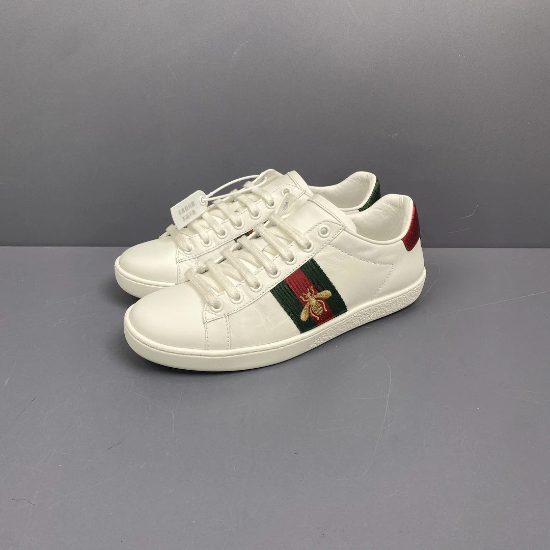 95新 GUCCI/古驰 36码 gucci 小蜜蜂 休闲鞋 成色很新 穿几次240