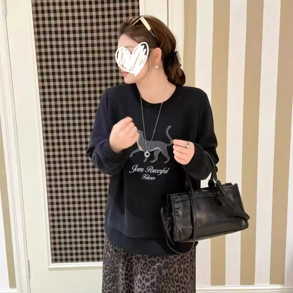 韩系减龄黑色圆领长袖卫衣女秋季胖mm宽松卫衣半身裙套装-LHH1215