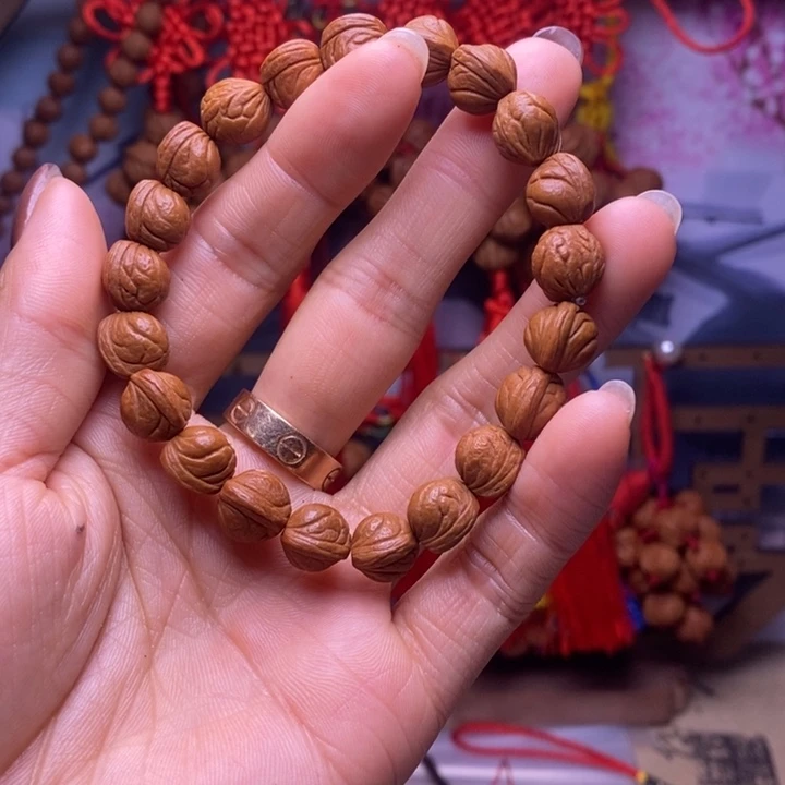 桃核吊坠龙纹桃枭