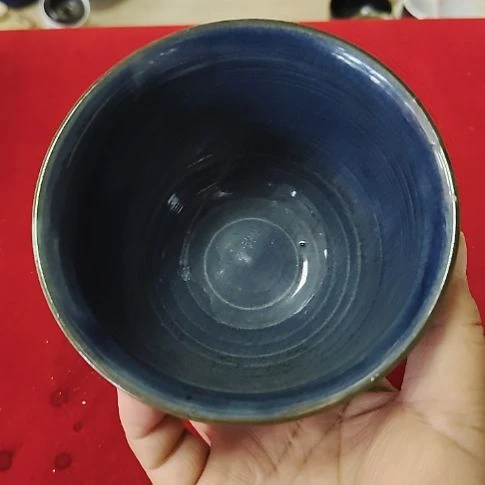 瓷片瓷片，各种摆件，均有瑕疵。沙锅！