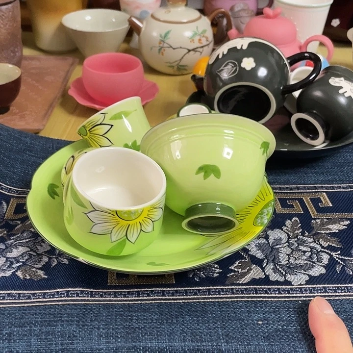 扭扭捏捏那你扭扭捏捏