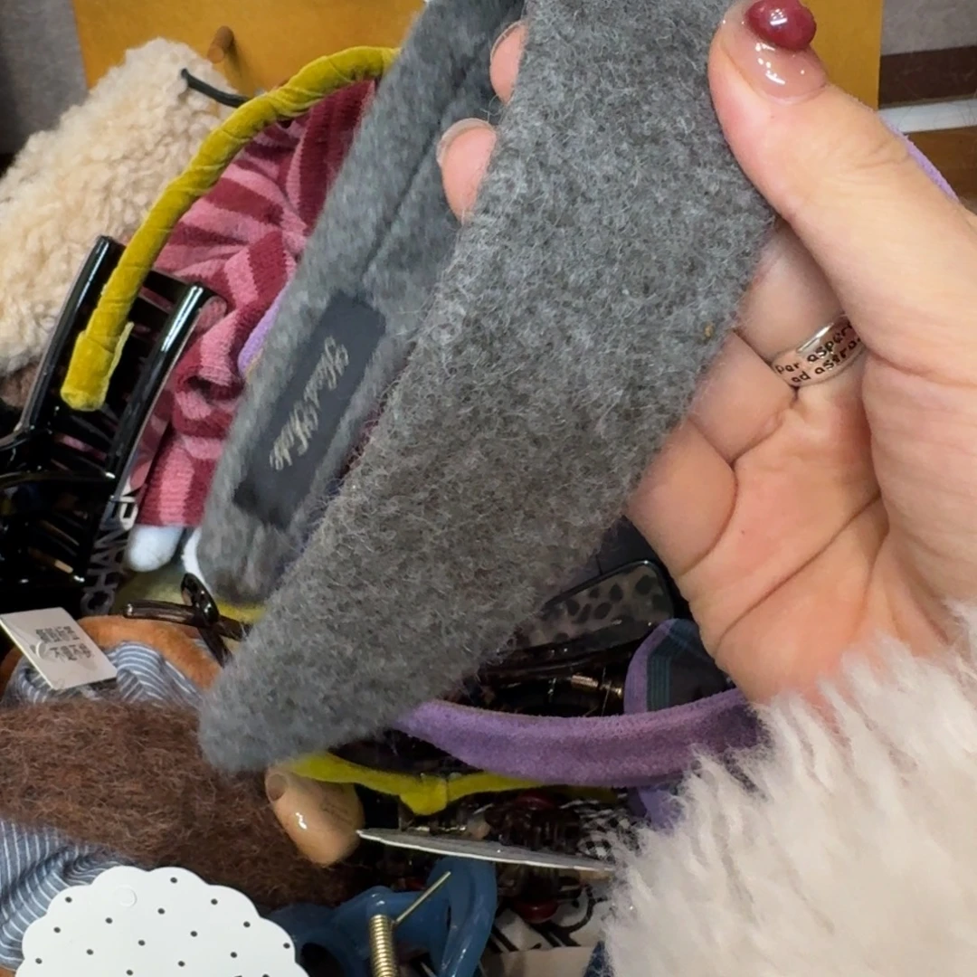 布艺铁合金深灰色发箍