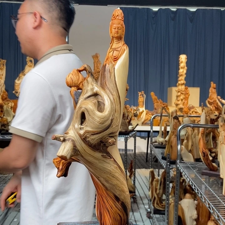 柏木（崖柏）随型摆件