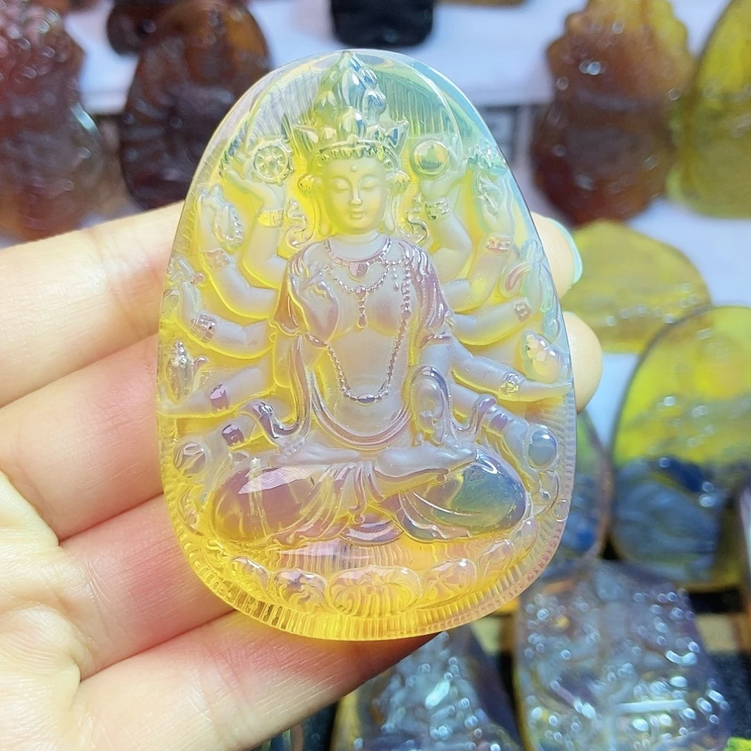 琥珀颈饰未镶嵌千手观音