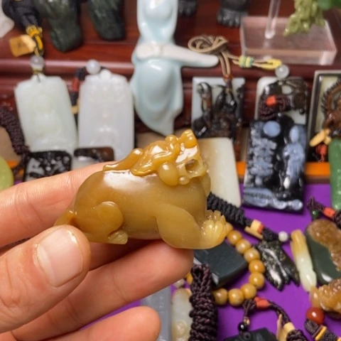 未镶嵌手镯和田玉（糖玉）