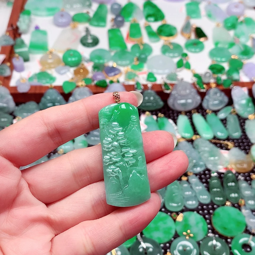 吊坠(不含链)18K金镶嵌翡翠