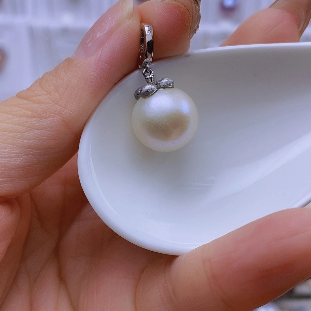 淡水珍珠银S925镶嵌吊坠(赠链)