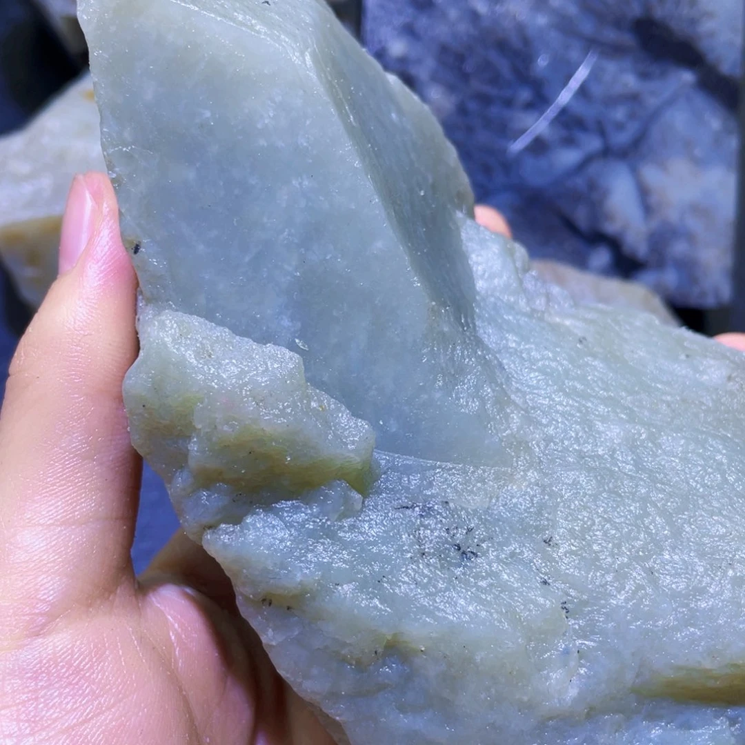 和田玉未镶嵌珠宝半成品