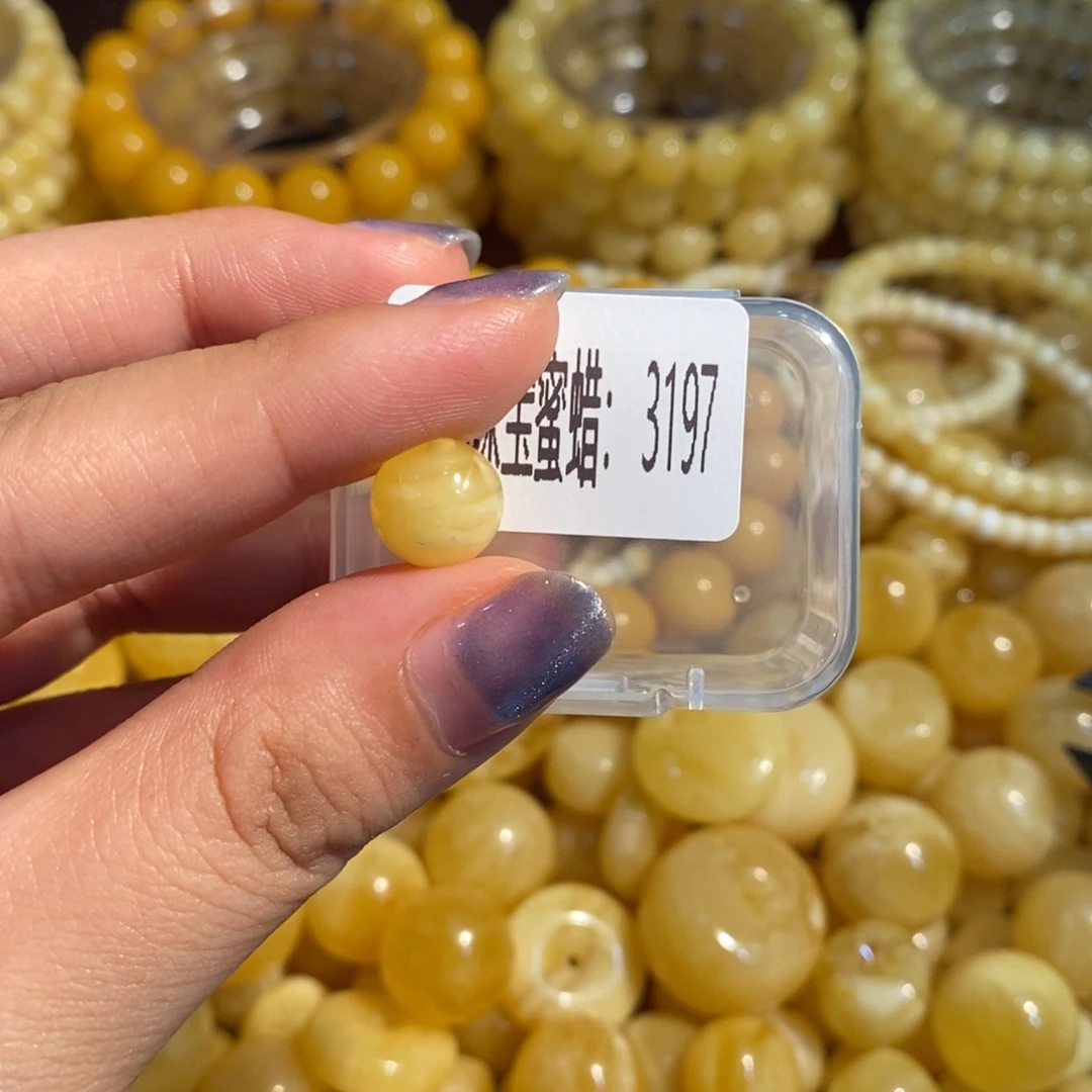 琥珀未镶嵌珠宝奇石3197