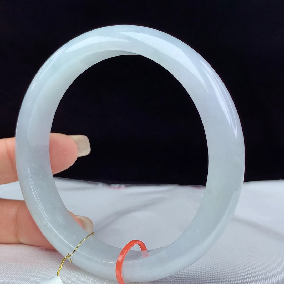 翡翠手镯未镶嵌63圈 0382