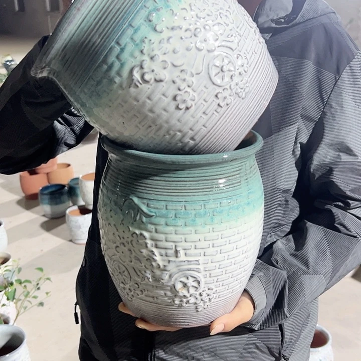 高度22厘米口20厘米