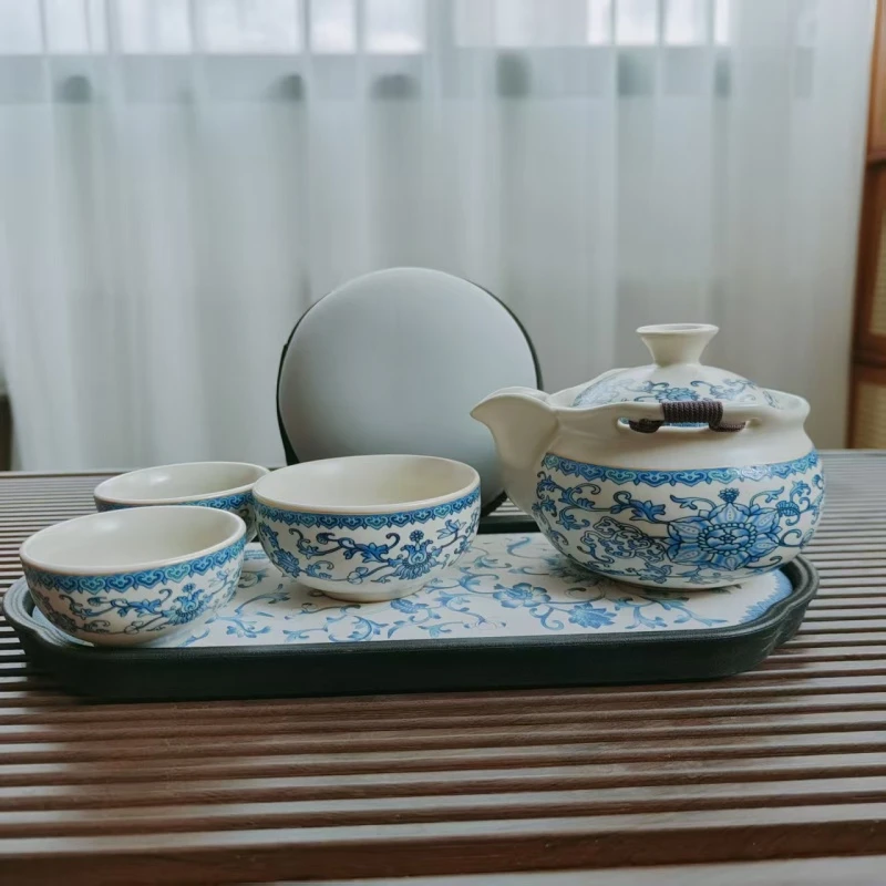 ZH3769青花缠枝莲手抓壶旅行套