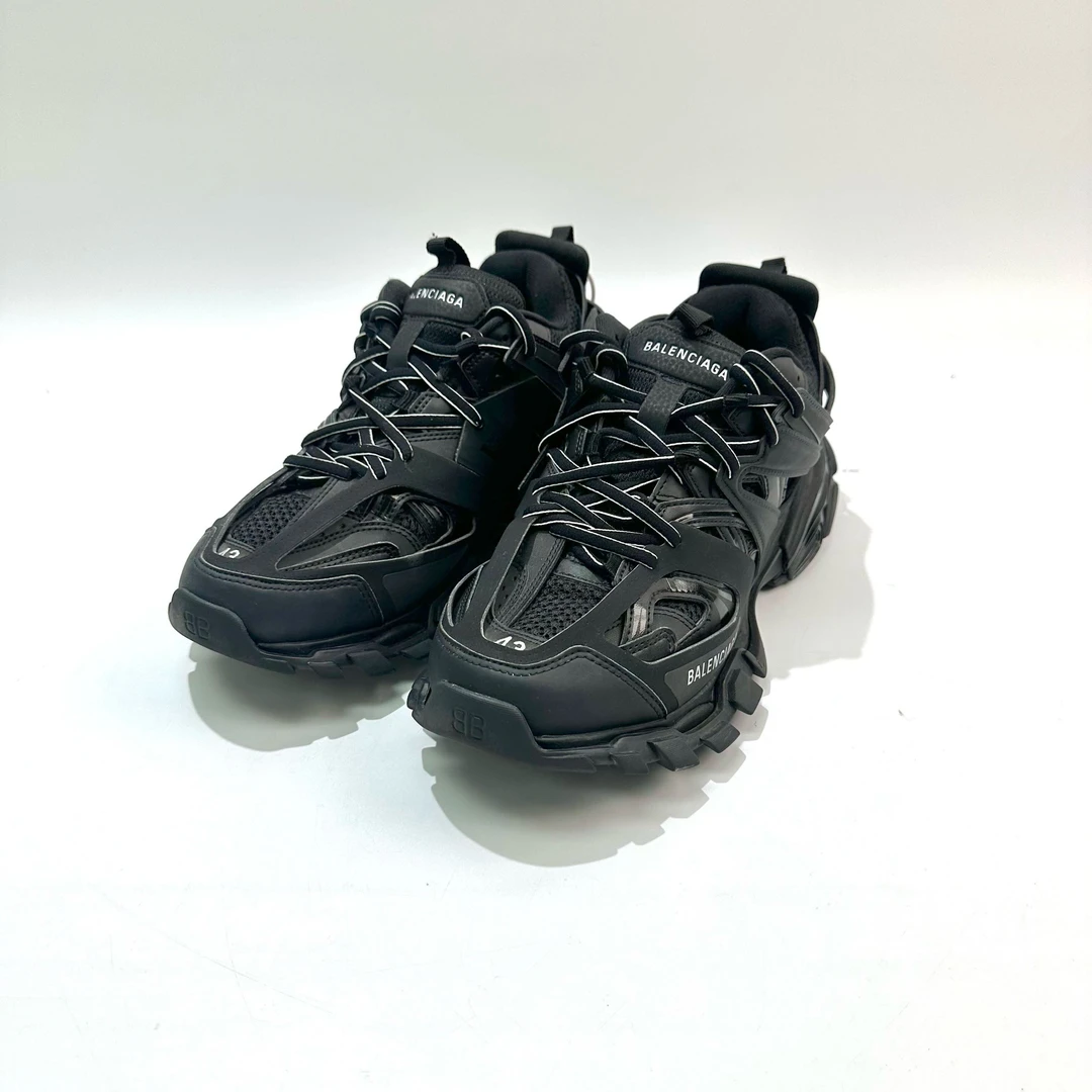 95新 Balenciaga/巴黎世家 43码 黑色Track1.0老爹鞋 99新SY