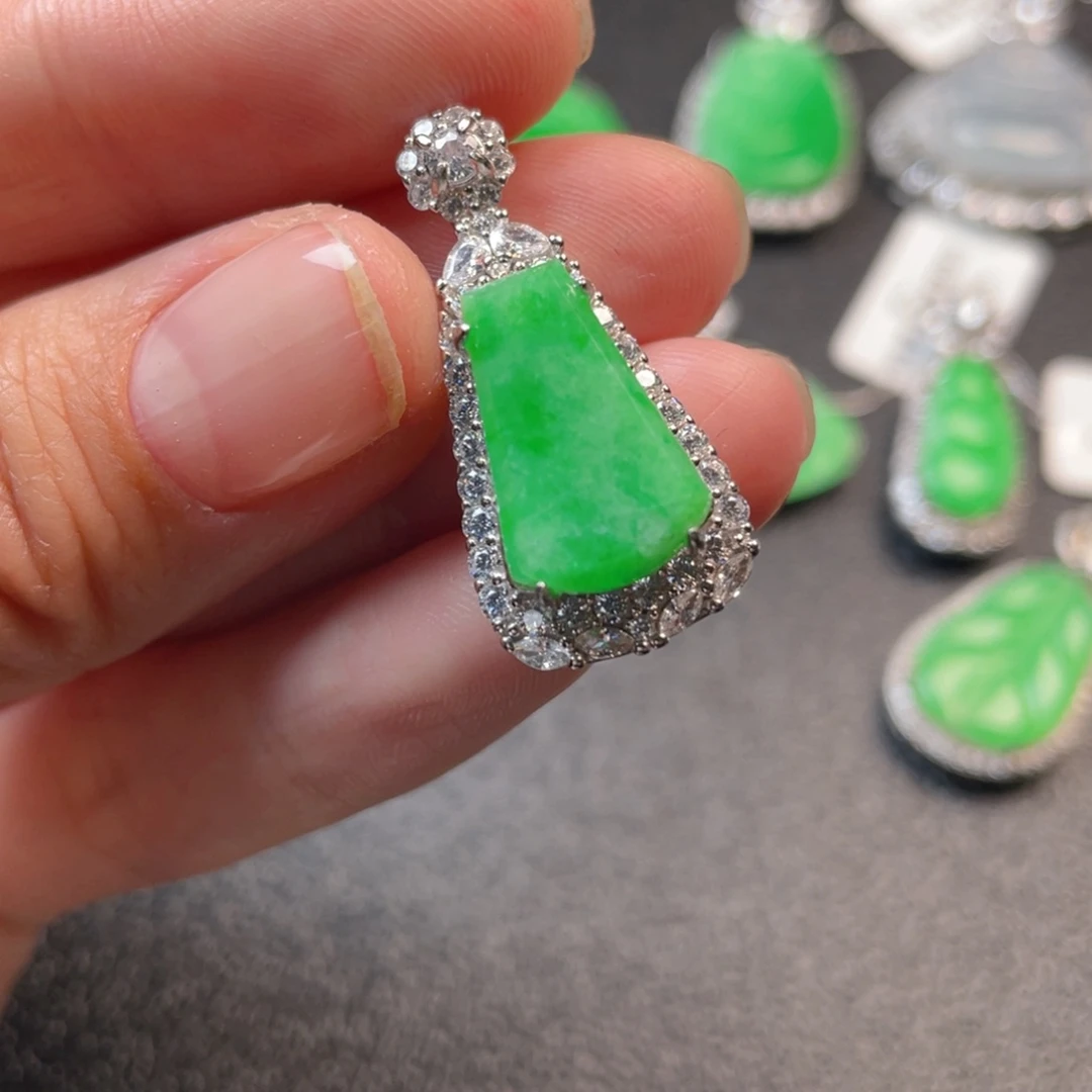 翡翠吊坠(不含链)银S925镶嵌