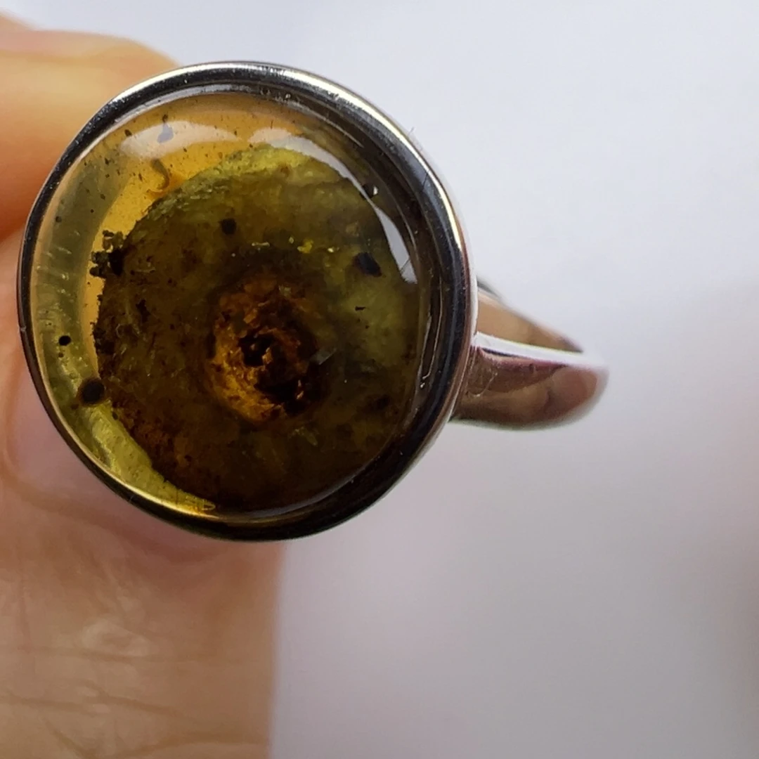 未镶嵌琥珀裸石琥珀虫珀