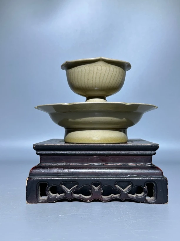 越窑，刻花茶盏！！