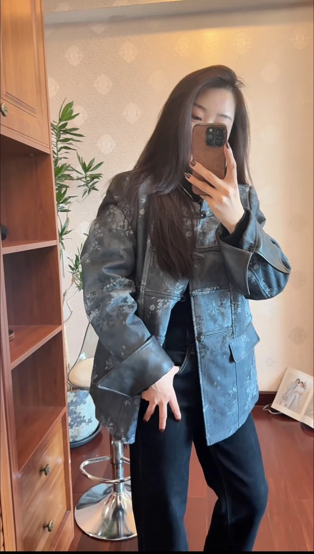 新中式国风皮衣加绒加厚圆领长袖袖口拼色印花外套