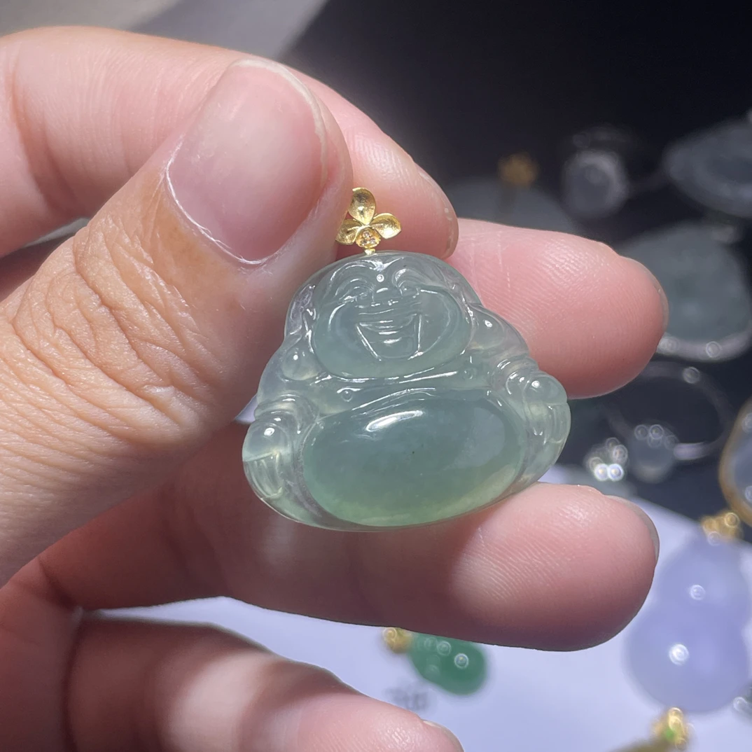 18k金天然a货翡翠吊坠佛公尺寸26.5×25.2×5