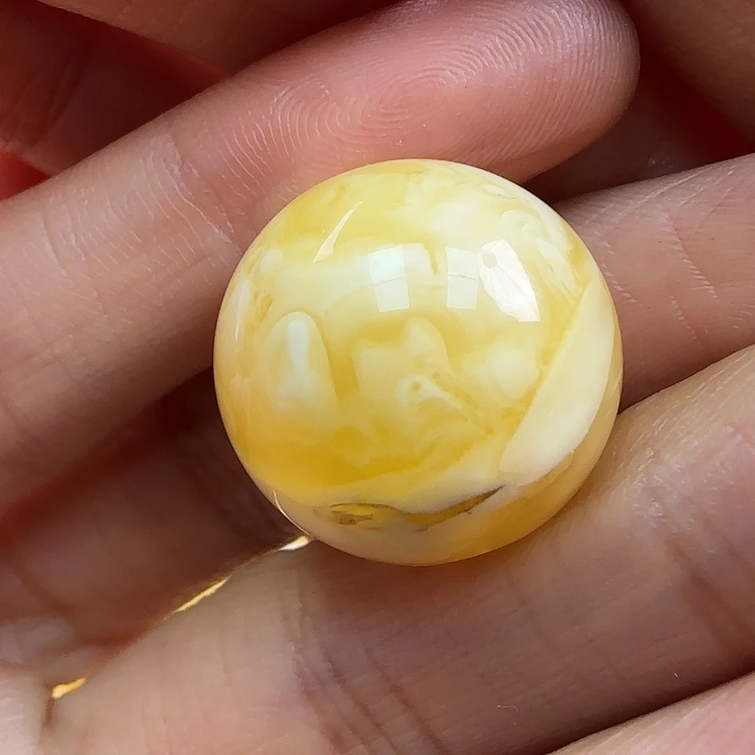 蜜蜡未镶嵌珠宝奇石