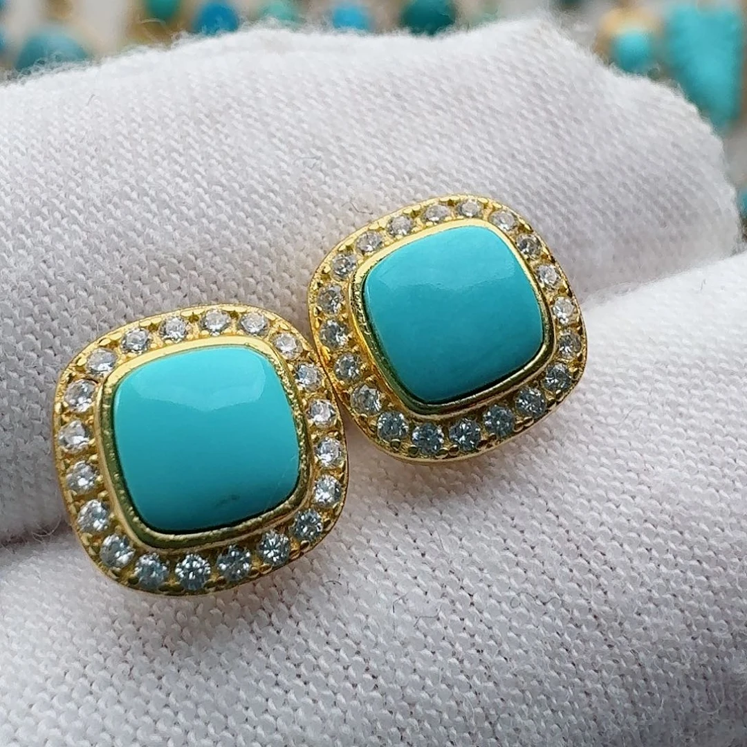 绿松石未镶嵌耳饰