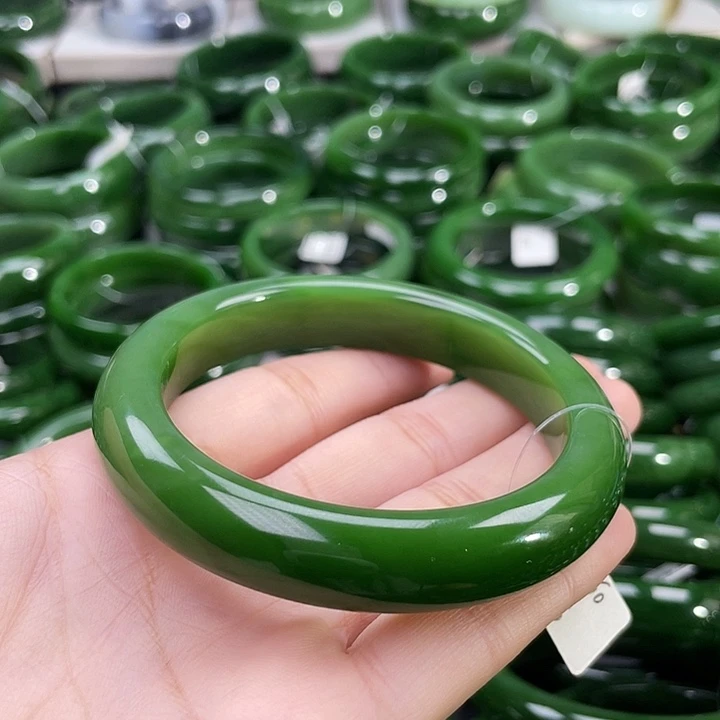 未镶嵌手镯和田玉（碧玉）