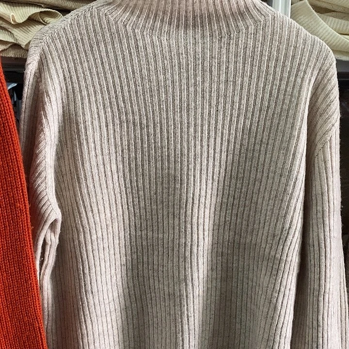 浅花托7针加厚高领纯羊毛抽条