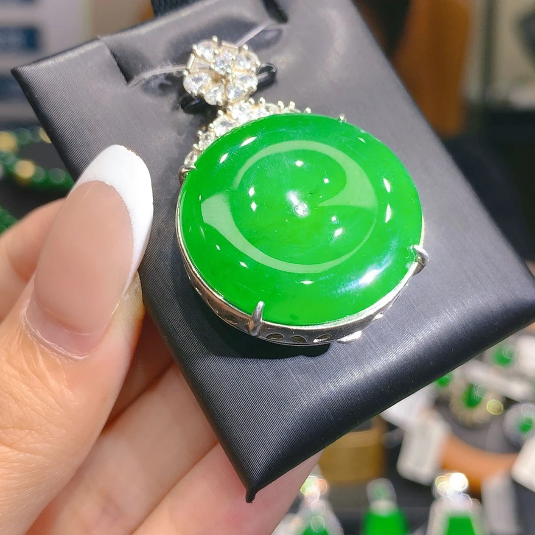 【闪购商品】颈饰银S925镶嵌翡翠5柒姐