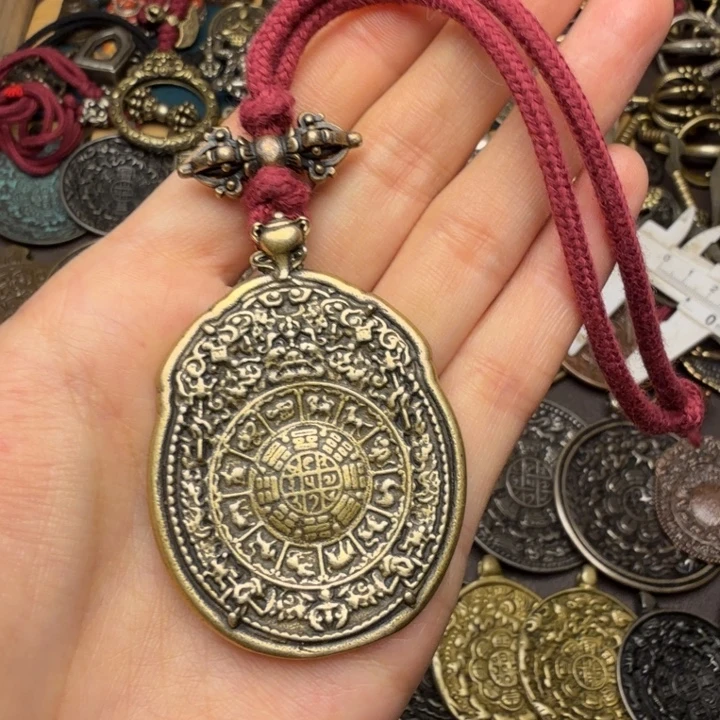 藏传文玩九宫如图