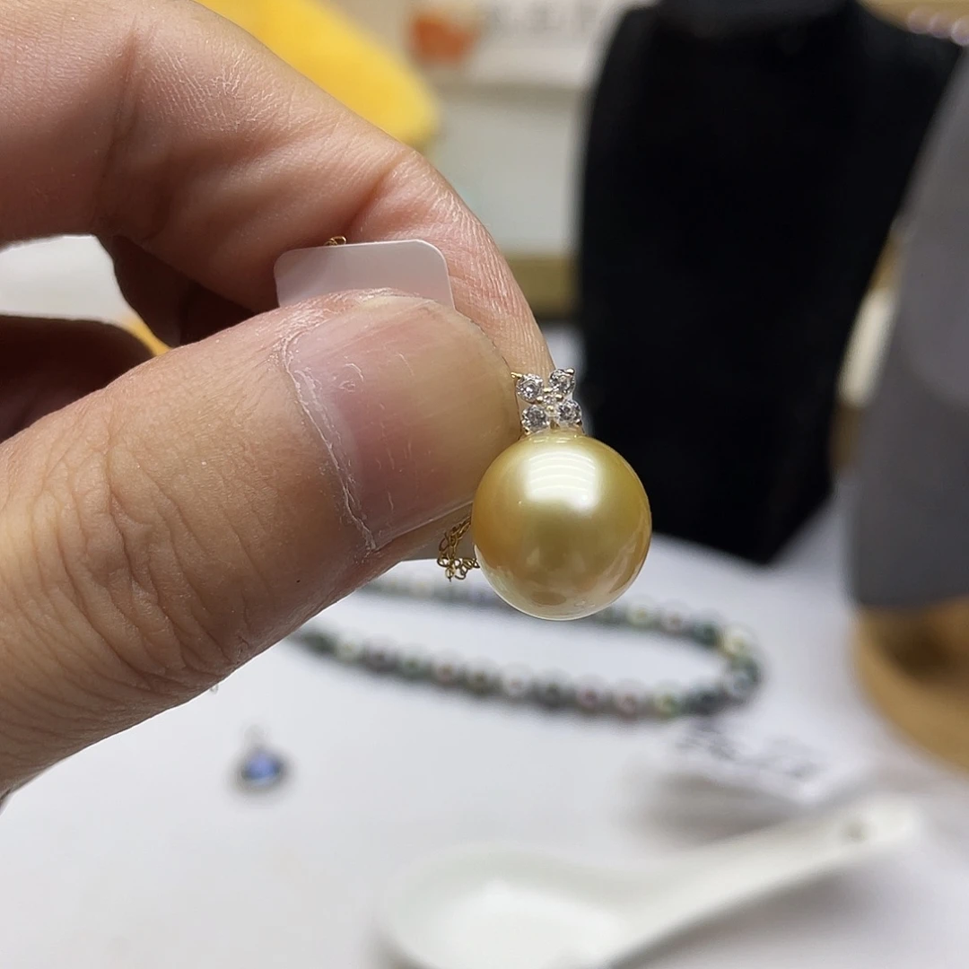 海水珍珠18K金镶嵌颈饰