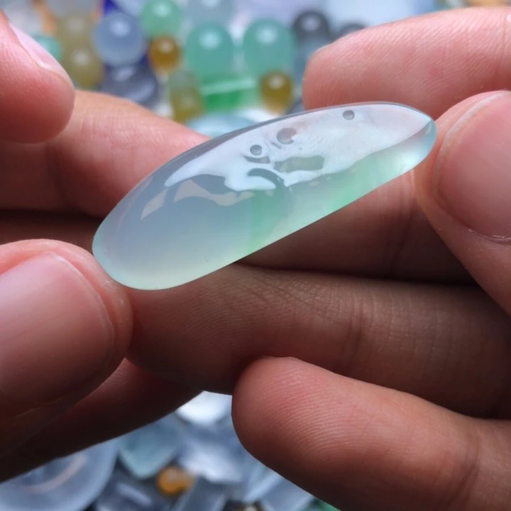 未镶嵌定制翡翠挂件