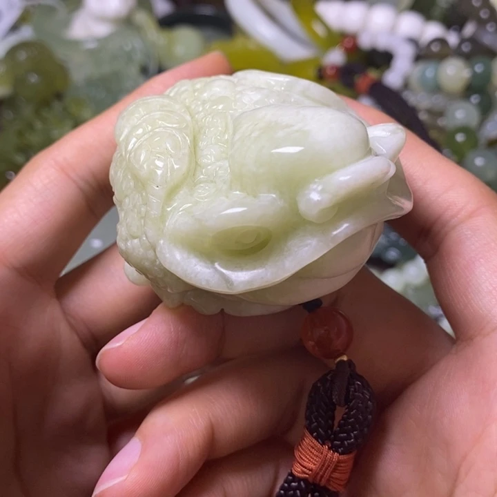 岫玉岫玉手把件未镶嵌