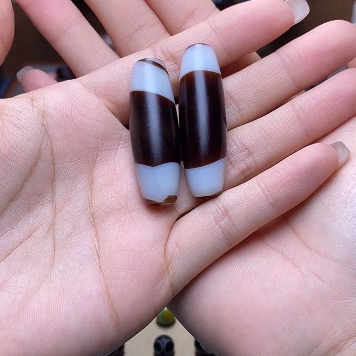 未镶嵌颈饰玛瑙/玉髓L****⁰