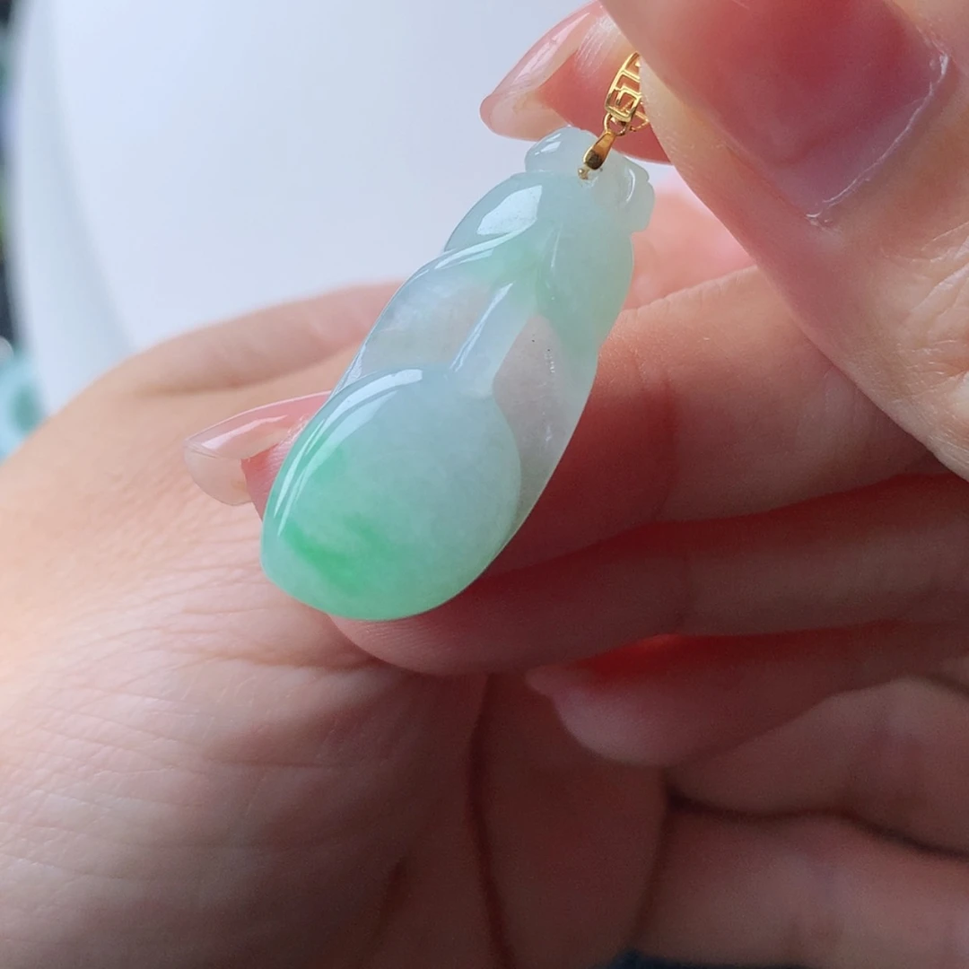 【闪购商品】翡翠18K金镶嵌吊坠(赠链)