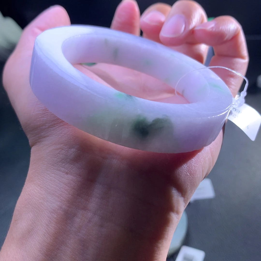 定制翡翠未镶嵌翡翠手镯