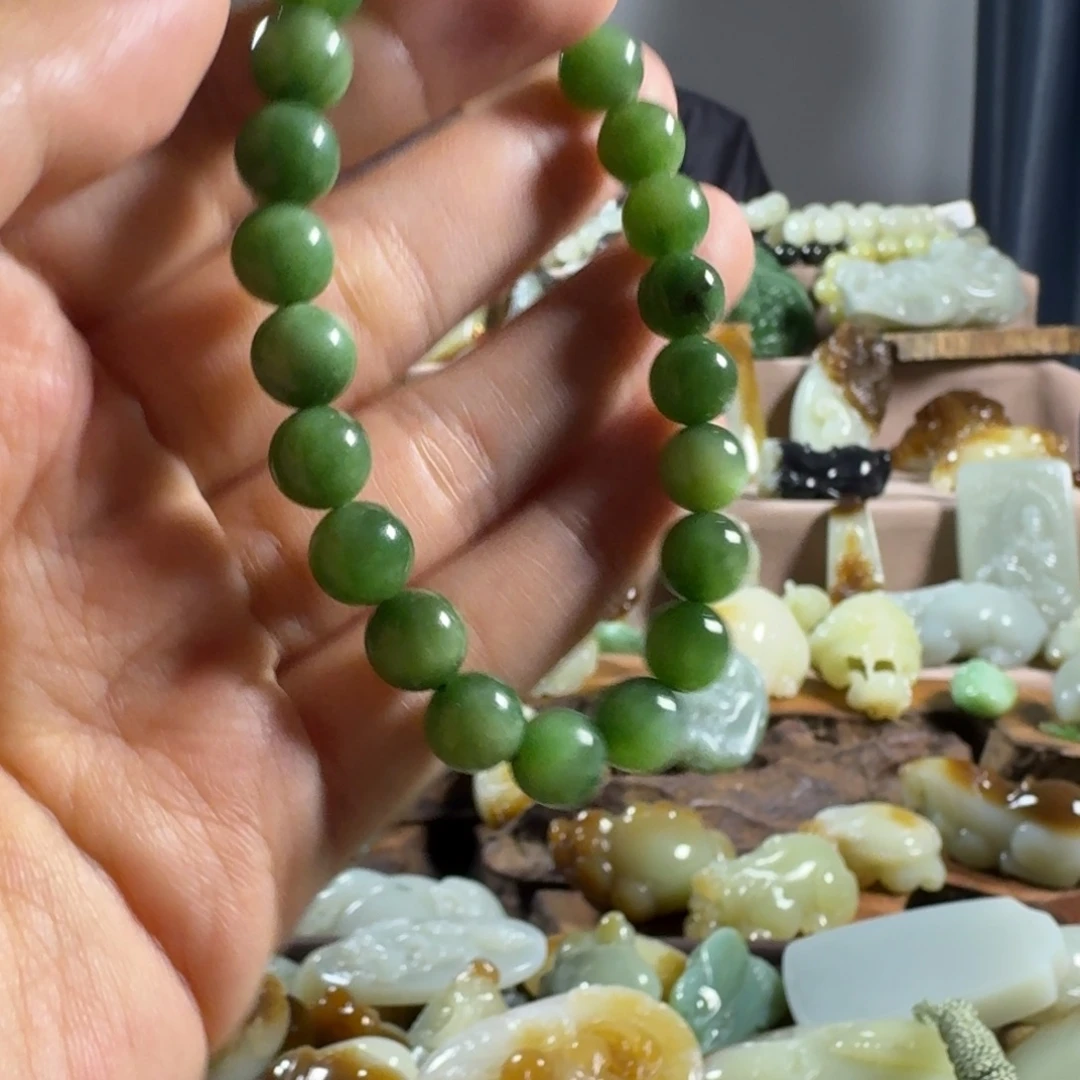 和田玉（糖玉）未镶嵌颈饰