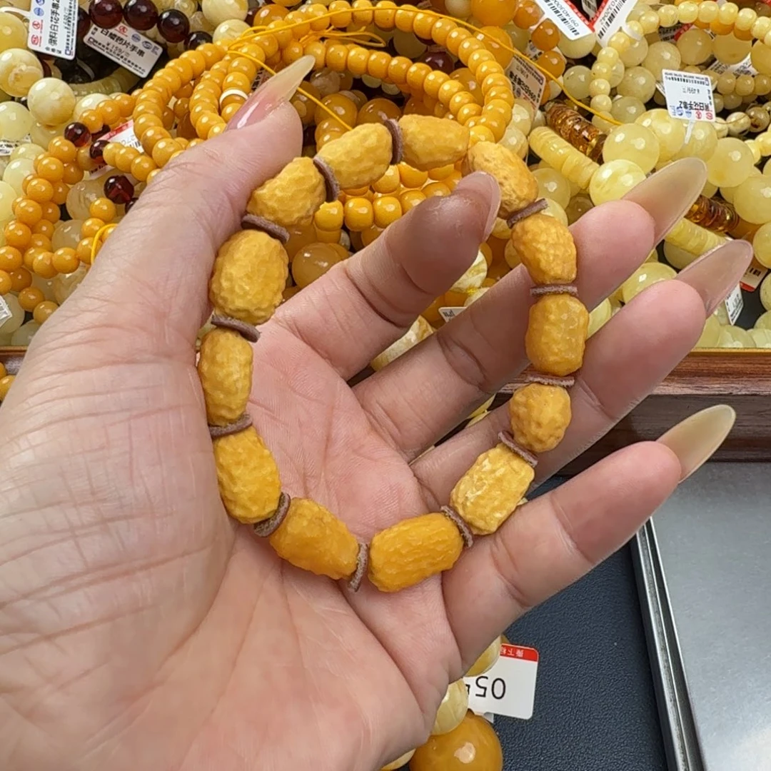 琥珀未镶嵌珠宝奇石