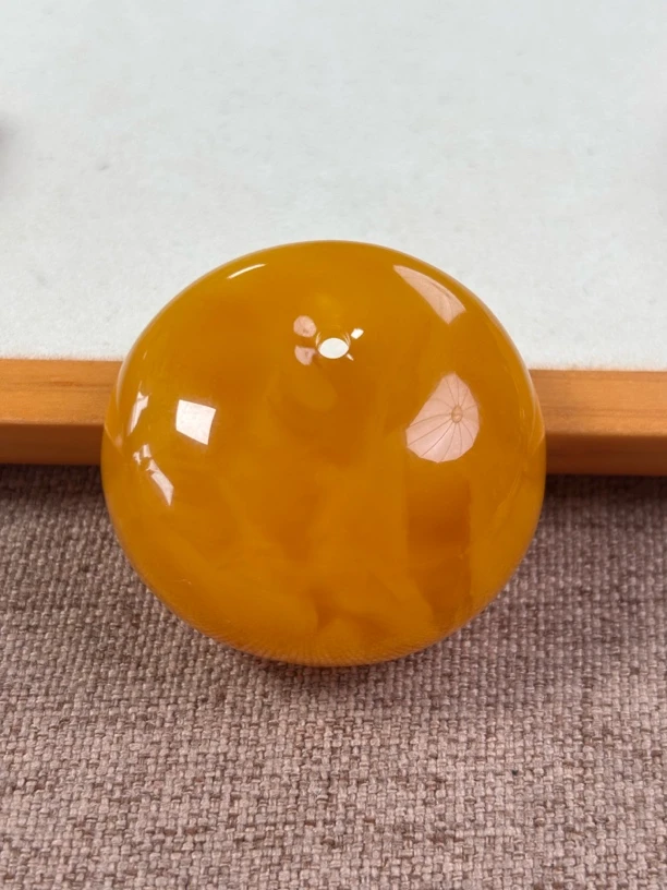 波罗的海原矿焦皮料深橘红妖花公主扣18.2克40×19.6mm