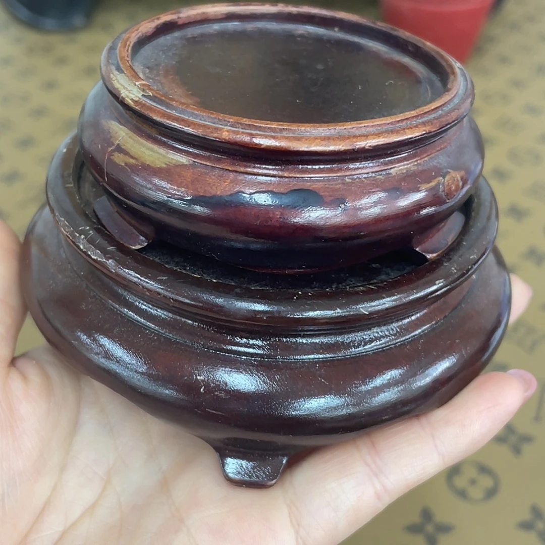【闪购商品】陌**之-微瑕_ 回流物品，不是全新