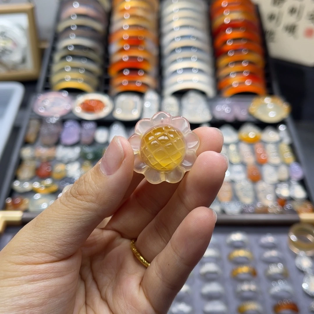 玛瑙/玉髓未镶嵌颈饰