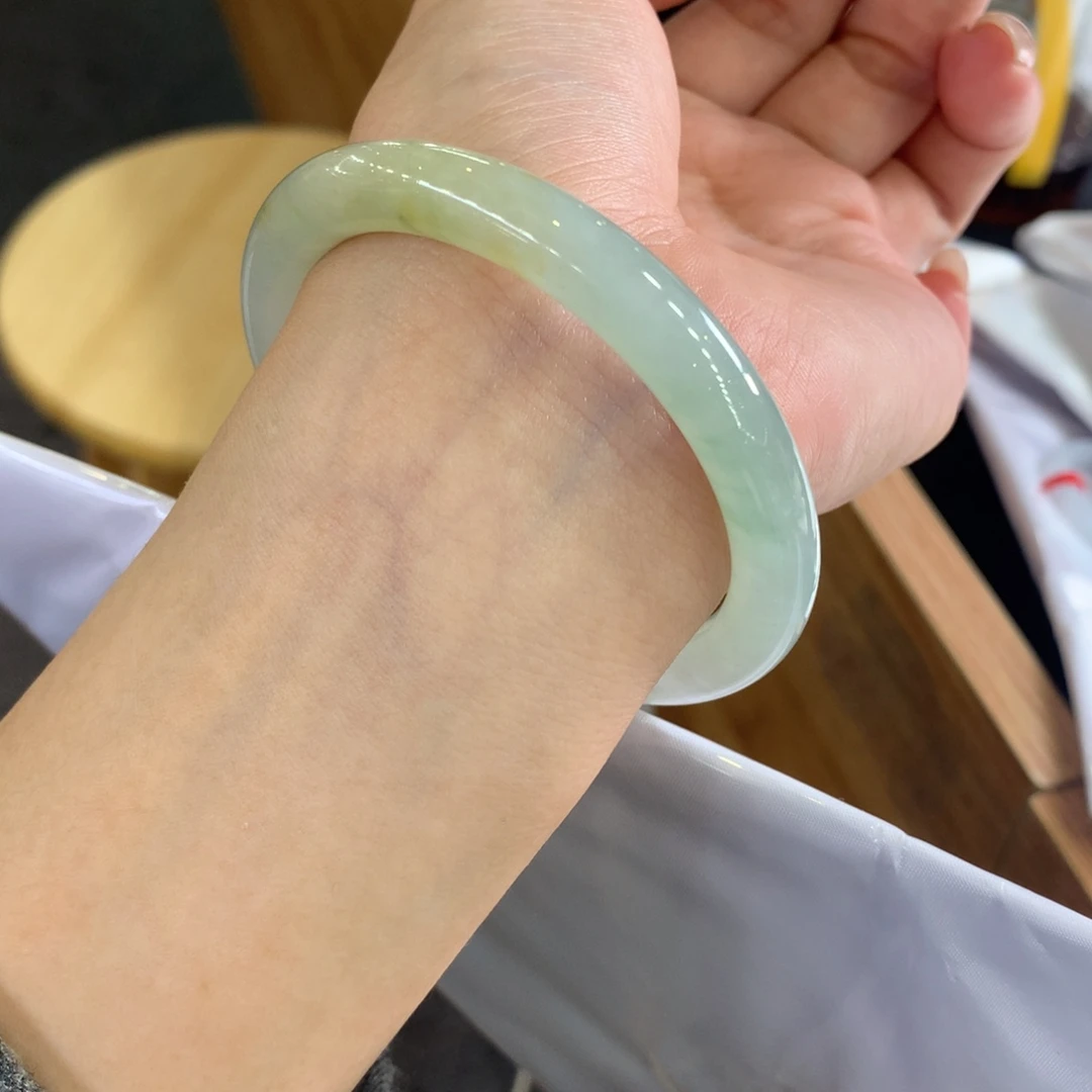 翡翠未镶嵌手镯天然Ａ货翡翠55/56