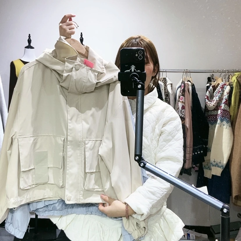 【闪购商品】米白外套
