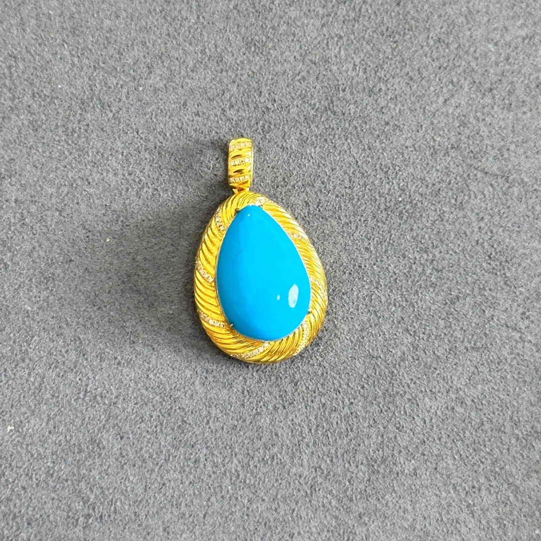 【米迦珠宝】18K金镶嵌水滴型蛋面美松大吊坠