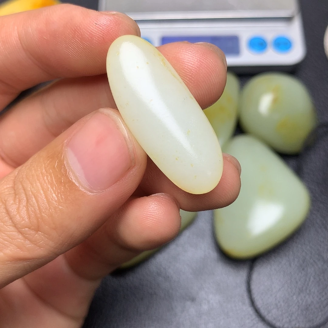 和田玉未镶嵌摆件