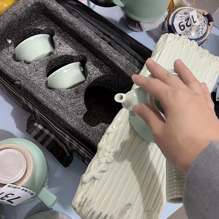 茶具微暇，介意勿拍紫砂