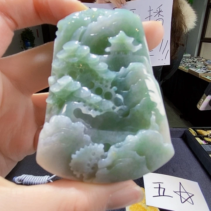 颈饰未镶嵌翡翠翡翠