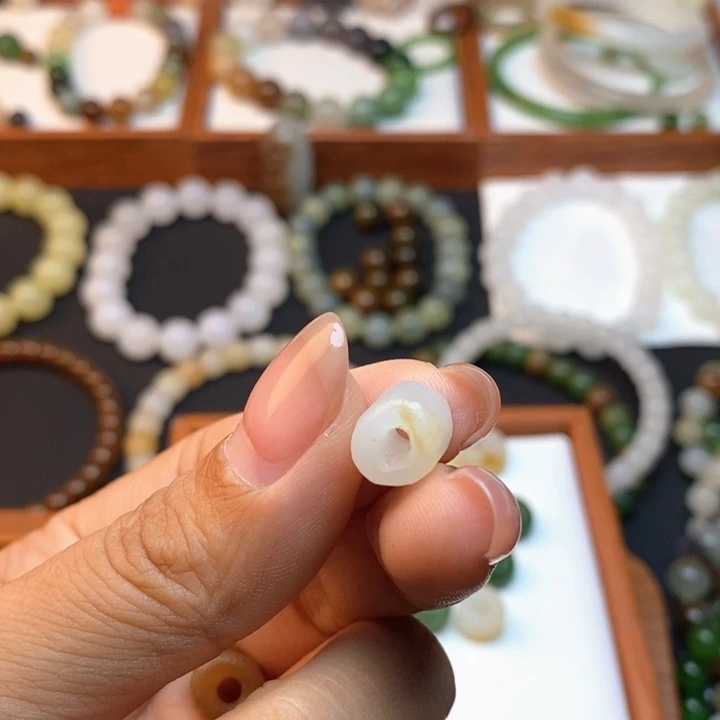 这***啥手链未镶嵌和田玉